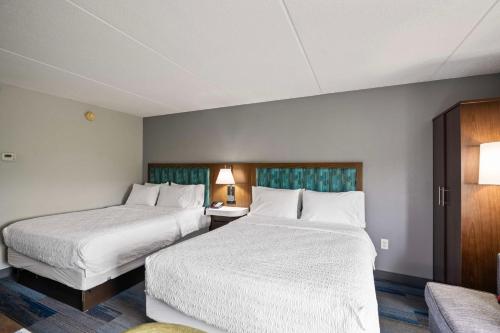 Habitación adaptada para personas con discapacidad auditiva - No fumadores - 2 camas dobles del hotel Hampton Inn Ridgefield Park. Foto 6