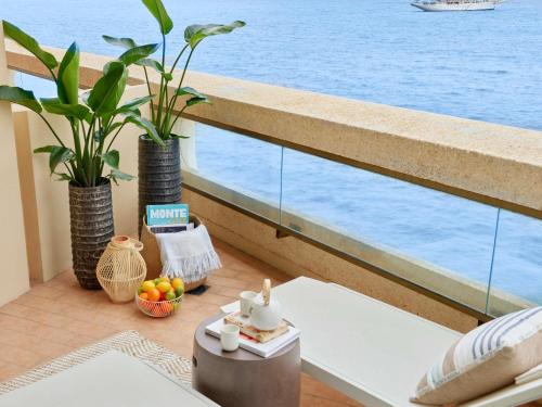 Habitación Doble Signature con vistas al mar - 2 camas dobles del hotel Fairmont Monte Carlo. Foto 4