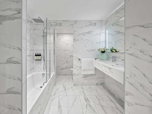 Suite Grand Prix del hotel Fairmont Monte Carlo. Foto 3