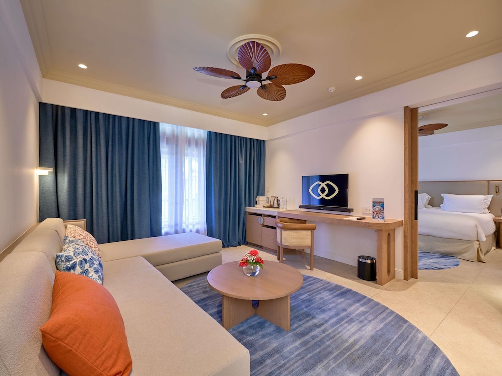 SUITE PRESTIGE, 1 Cama King Size o 2 Camas Gemelas, Suite Familiar con vistas al jardín, balcón o terraza del hotel Sofitel Mauritius L'imperial Resort and Spa