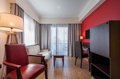 Suite Deluxe del hotel AX The Victoria. Foto 5
