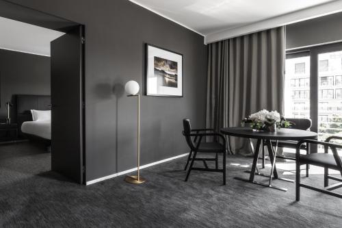 Suite Ciudad con acceso al Club Lounge del hotel Intercontinental Malta. Foto 3