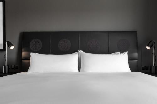 Suite Ciudad con acceso al Club Lounge del hotel Intercontinental Malta. Foto 4