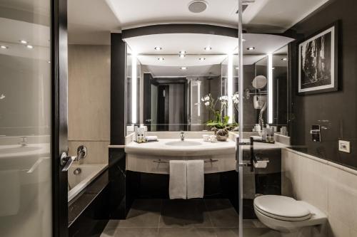 Premium Double Room with City View - Opal Lounge Access del hotel Intercontinental Malta