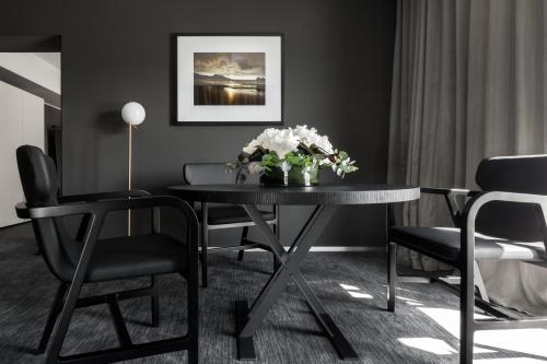 Suite Ciudad con acceso al Club Lounge del hotel Intercontinental Malta. Foto 7