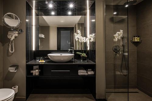 Habitación Clásica con 2 camas dobles - Planta superior del hotel Intercontinental Malta. Foto 1
