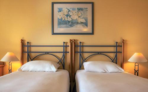 Habitación Doble Clásica - 2 camas del hotel Verdi St George's Bay Marina