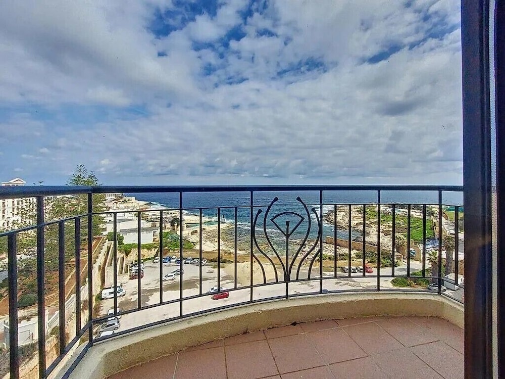 Habitación clásica, 1 cama de matrimonio grande, vistas al mar del hotel Vivaldi. Foto 3