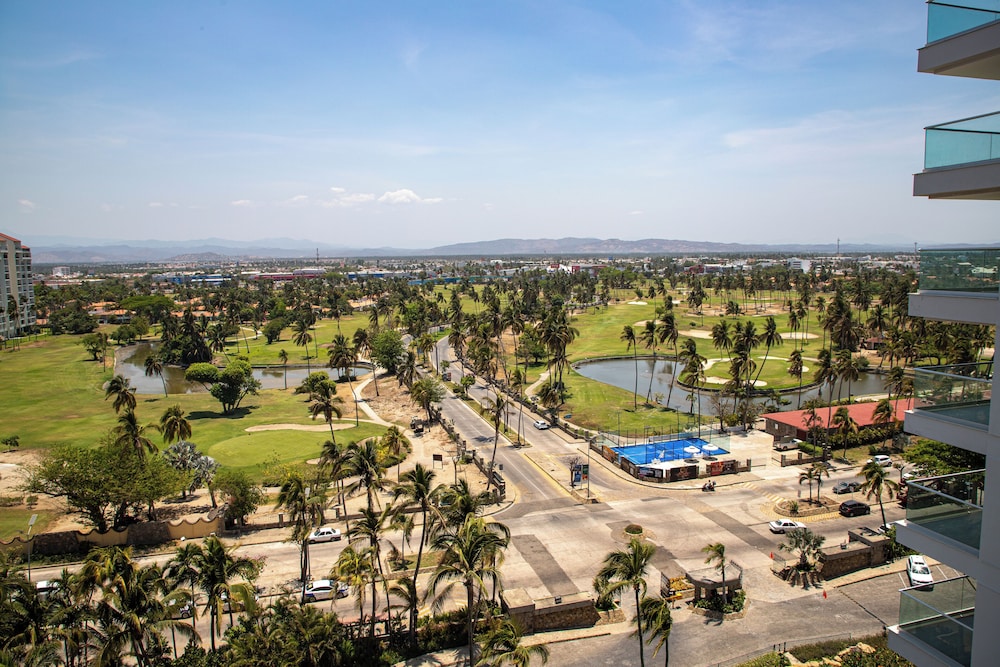Junior Suite Vista al Golf King del hotel Princess Mundo Imperial. Foto 4