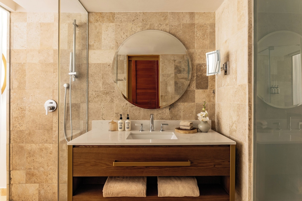 The Reserve Adults Only Junior Suite Sunset View del hotel Paradisus Cancún - All Inclusive. Foto 4