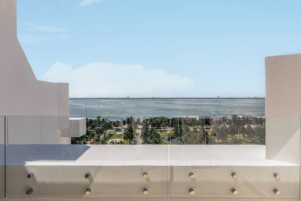 The Reserve Adults Only Junior Suite Sunset View del hotel Paradisus Cancún - All Inclusive. Foto 5