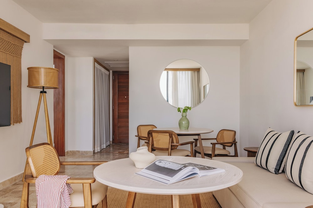 The Reserve Adults Only Master Suite Sunset View del hotel Paradisus Cancún - All Inclusive. Foto 3