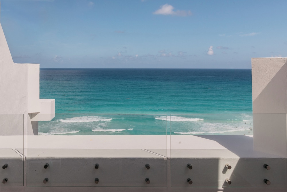 Family Concierge Junior Suite Ocean View del hotel Paradisus Cancún - All Inclusive. Foto 4