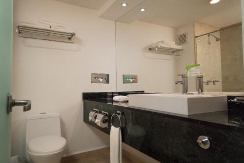 Habitación Estándar con vistas al océano del hotel Flamingo Cancun All Inclusive. Foto 4