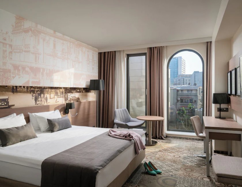 Habitación doble Superior Vista ciudad Accesible Con Vistas 1 Cama doble Accesible (discapacidad auditiva) del hotel Mercure Bucharest City Center. Foto 13