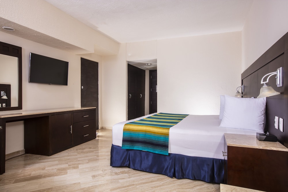 habitaciones estándar del hotel Crown Paradise Club Cancun All Inclusive. Foto 1