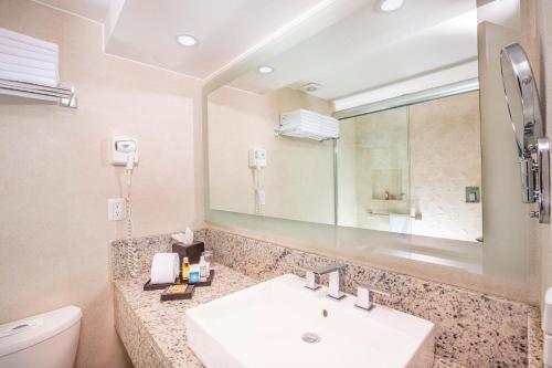 Habitación Crown Club del hotel Crown Paradise Club Cancun All Inclusive. Foto 1