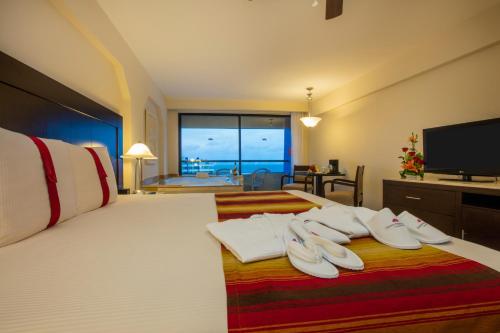 Habitación Crown Club del hotel Crown Paradise Club Cancun All Inclusive. Foto 3