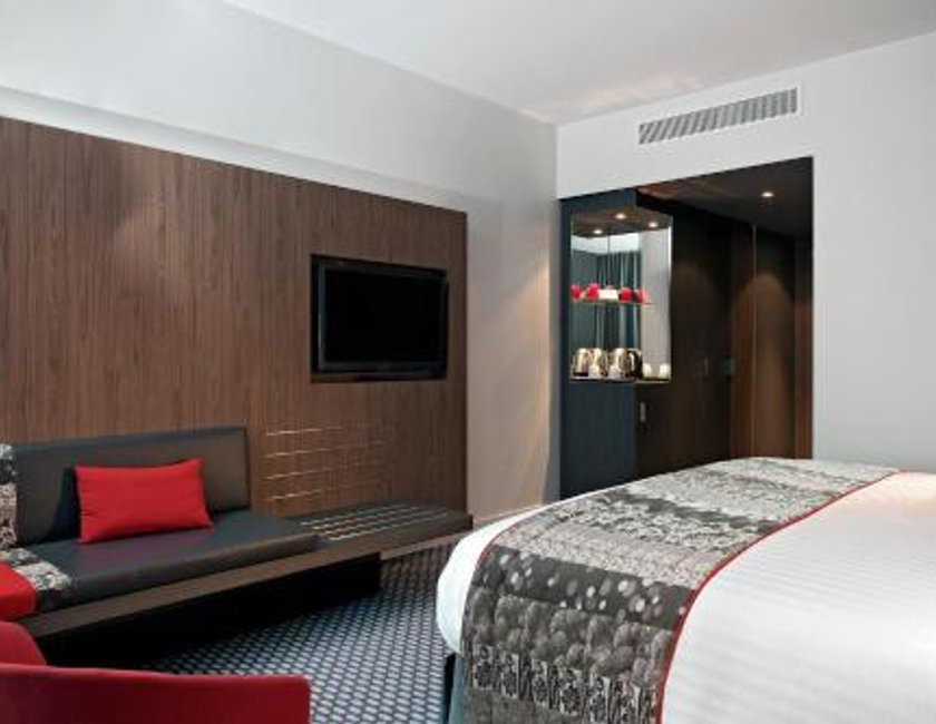 Habitación Doble Meliá del hotel Melia Paris La Defense. Foto 2