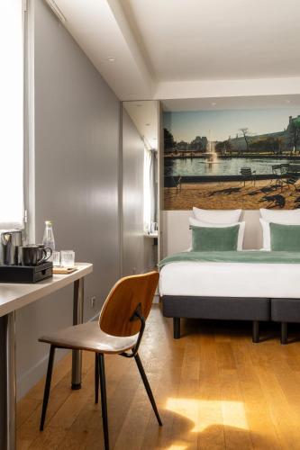 Habitación Triple Executive del hotel Midnight Paris