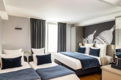 Deluxe Sauna Suite del hotel Midnight Paris