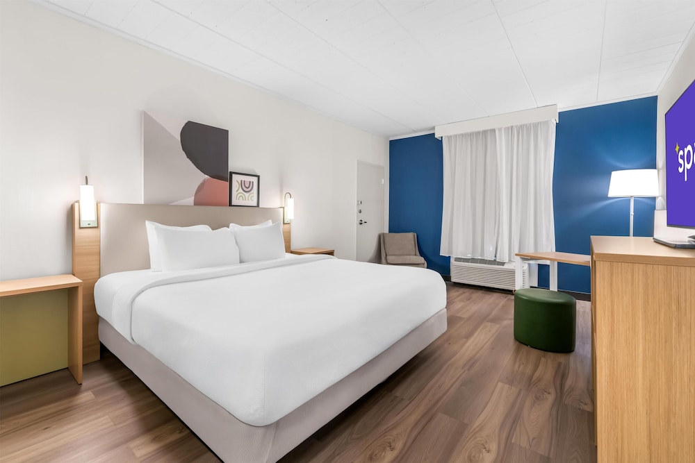 Habitación, 1 cama de matrimonio grande del hotel BEST WESTERN PLUS LOCKPORT. Foto 3