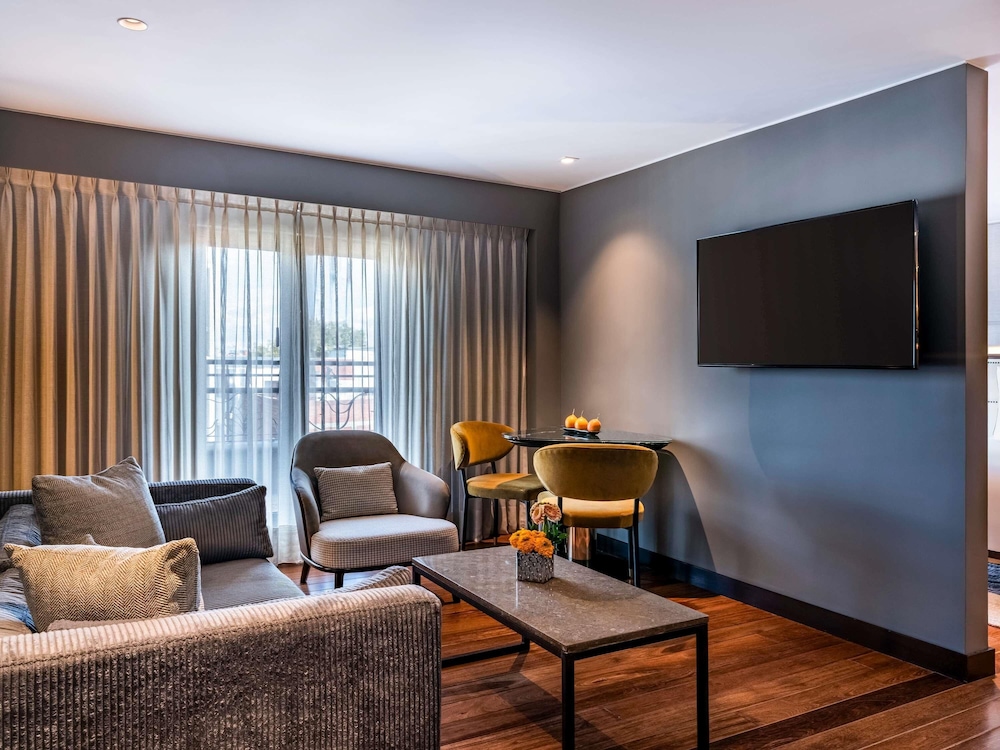 Suite junior, 1 cama de matrimonio grande del hotel Sofitel Bogota Victoria Regia