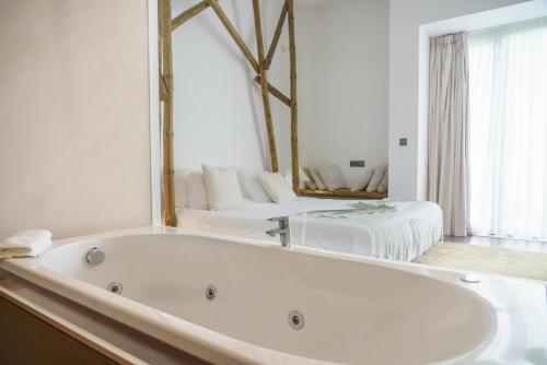 Suite del hotel Real Abadia Congress and Spa. Foto 1