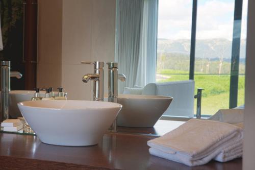 Suite del hotel Real Abadia Congress and Spa. Foto 17