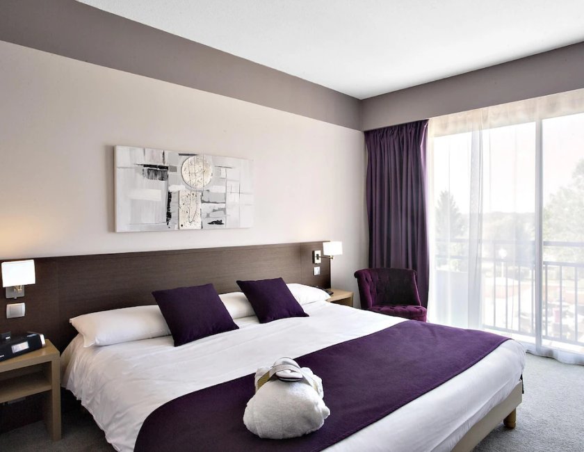 Habitación doble Privilege 1 Cama doble del hotel Mercure Toulouse Aeroport Golf De Seilh