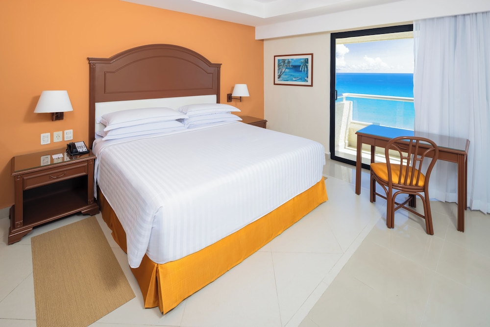 Habitación Premium, vistas al mar (Level) del hotel Occidental Tucancún All Inclusive. Foto 1