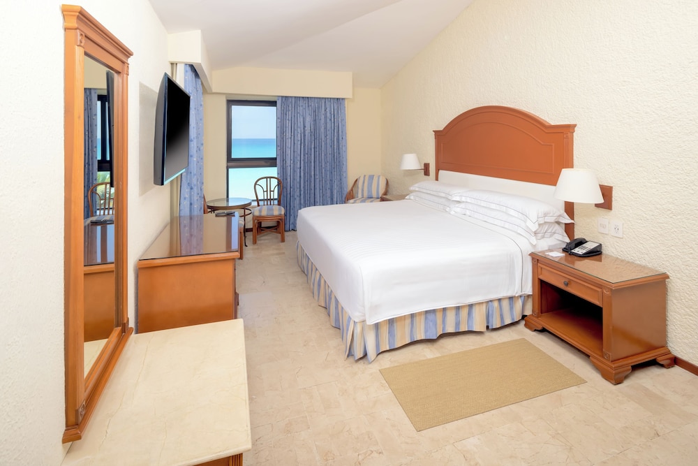 Habitación familiar, frente al mar (Premium Level) del hotel Occidental Tucancún All Inclusive. Foto 5