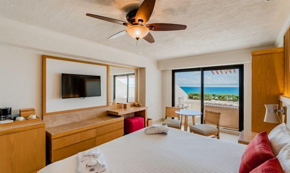 Deluxe Room, Jetted Tub, Ocean View Free Wi - Fi del hotel Royal Solaris Cancun - All Inclusive