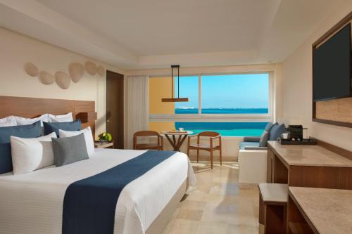 Suite Familiar del hotel Dreams Sands Cancun Resort and Spa - All Inclusive. Foto 12
