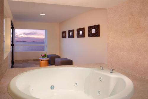 Suite Master Club Preferred del hotel Dreams Sands Cancun Resort and Spa - All Inclusive. Foto 11
