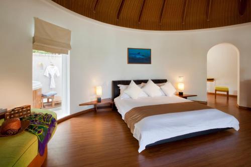 Villa Superior en la playa del hotel Niva Kuramathi Maldives