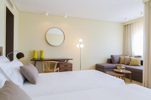 Habitación Triple Superior del hotel Ozadi Tavira. Foto 2