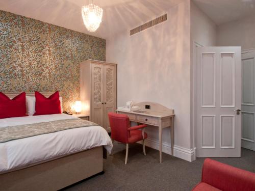 Habitación Triple del hotel W12 Rooms. Foto 1