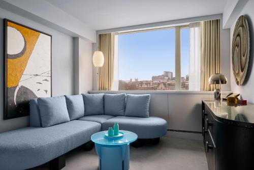 Suite Estudio con vistas al río del hotel Sea Containers London. Foto 1