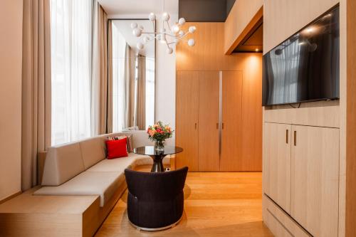 Suite Junior con terraza del hotel Le Cinq Codet. Foto 5