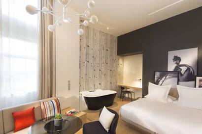 Habitación Deluxe del hotel Le Cinq Codet. Foto 5