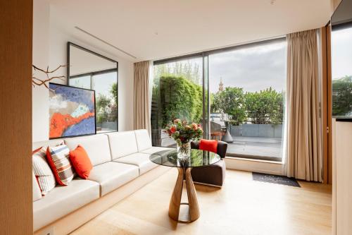 Suite Rodin con terraza del hotel Le Cinq Codet. Foto 3