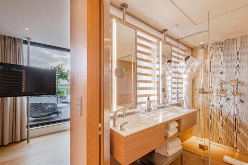 Suite Rodin con terraza del hotel Le Cinq Codet. Foto 4