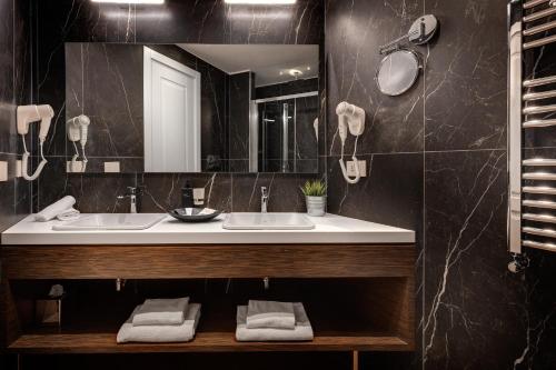 Habitación cuádruple del hotel Rome Art. Foto 4