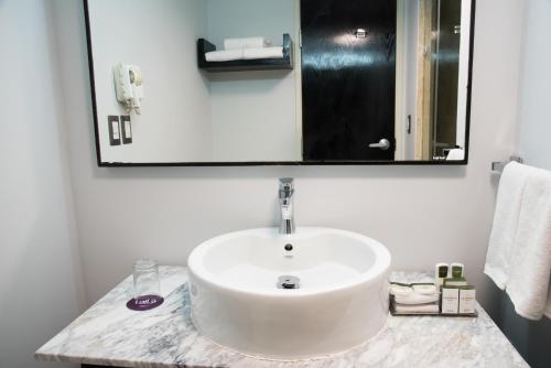 Habitación Doble Superior del hotel Laila Cdmx. Foto 11