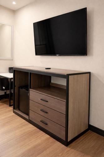 Habitación Doble Deluxe del hotel Cabana Yankee Stadium. Foto 1