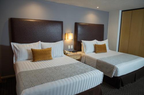 Suite Junior del hotel Sevilla Palace. Foto 1