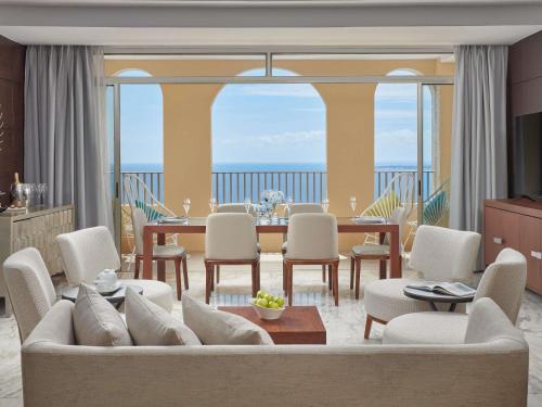 Suite Presidencial del hotel Mövenpick Mactan Island Cebu