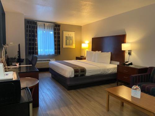 Habitación Deluxe con cama extragrande - No fumadores del hotel Travelodge Inn and Suites by Wyndham Albany