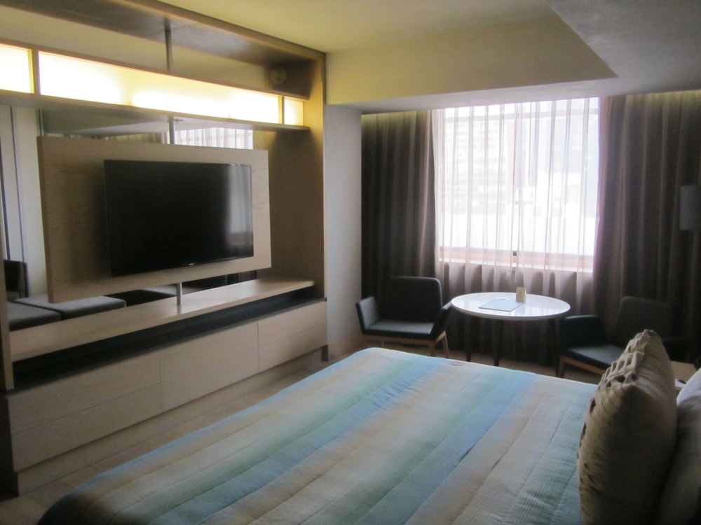 Privilige 1 King bed room del hotel Galeria Plaza Reforma. Foto 1